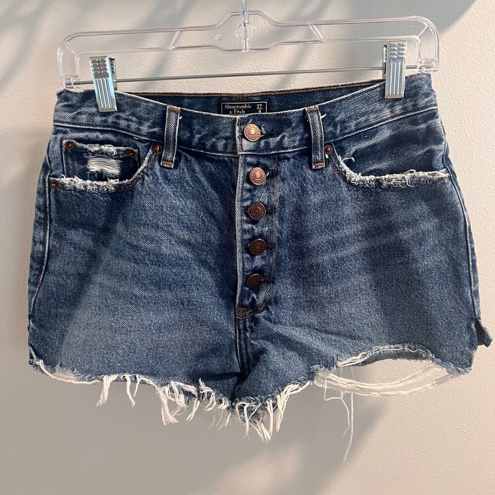 Abercrombie & Fitch Annie High Rise Button Fly Distressed Shorts Size 27 / 4